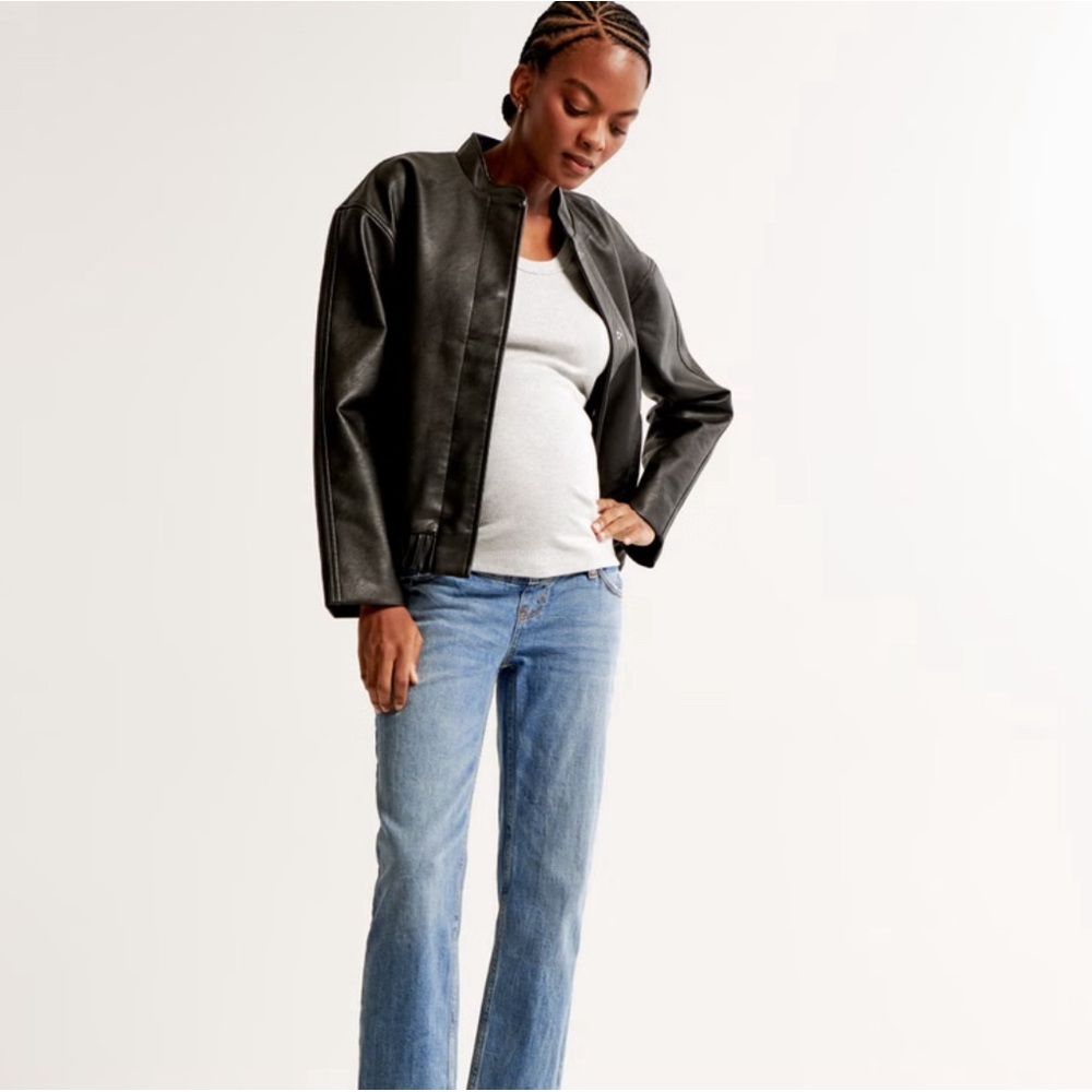 Abercrombie  and fitch maternity Jeans 27